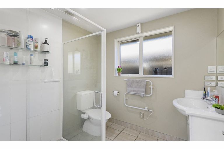 Photo of property in 44c Hansons Lane, Upper Riccarton, Christchurch, 8041