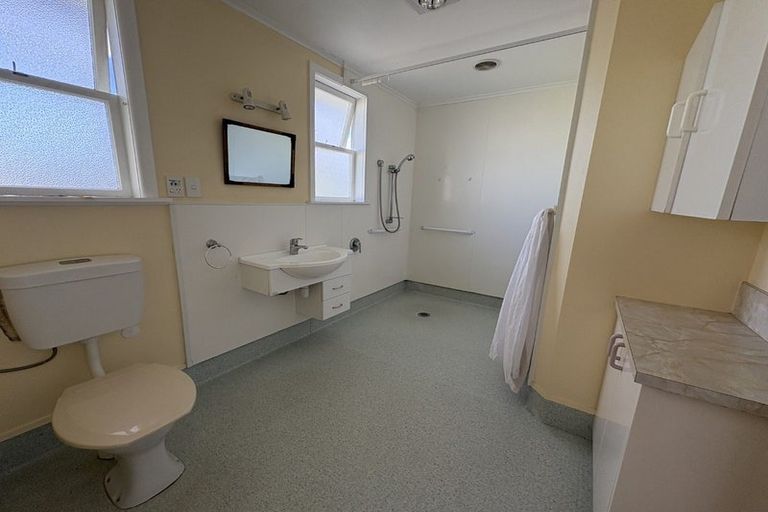 Photo of property in 7 Bowling Road, Greenmeadows, Napier, 4112