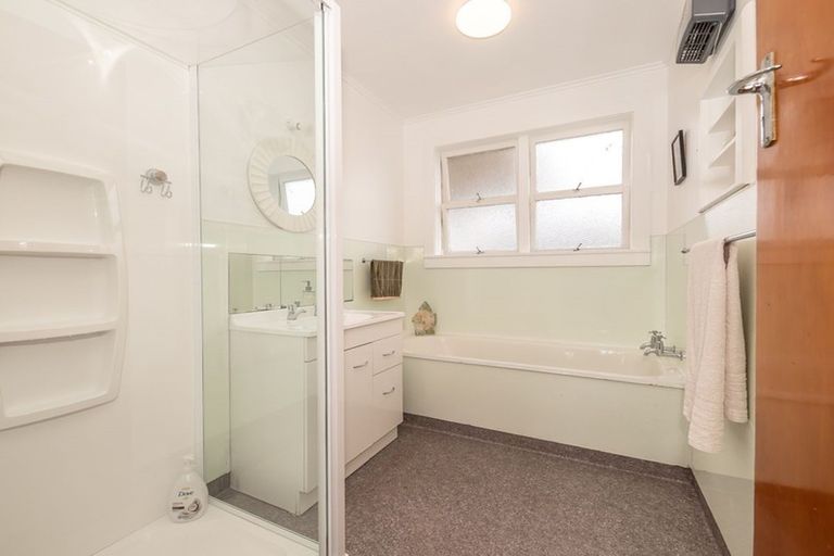 Photo of property in 114 Brougham Street, Westport, 7825