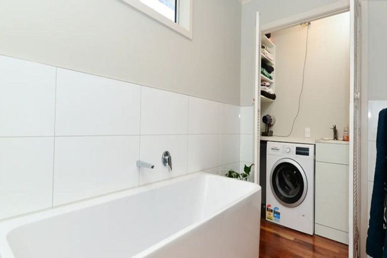 Photo of property in 10 Vardon Road, St Andrews, Hamilton, 3200