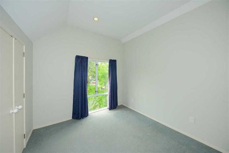 Photo of property in 1/7a Straven Road, Riccarton, Christchurch, 8011