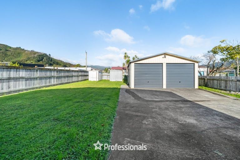 Photo of property in 11 Bythell Street, Wainuiomata, Lower Hutt, 5014