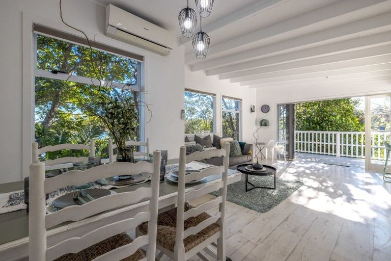 Photo of property in 72 Wharf Road, Ostend, Waiheke Island, 1081