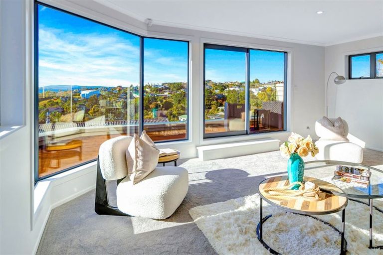 Photo of property in 41 Aberdeen Road, Castor Bay, Auckland, 0620