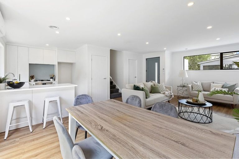 Photo of property in 2/69 Darlington Road, Miramar, Wellington, 6022