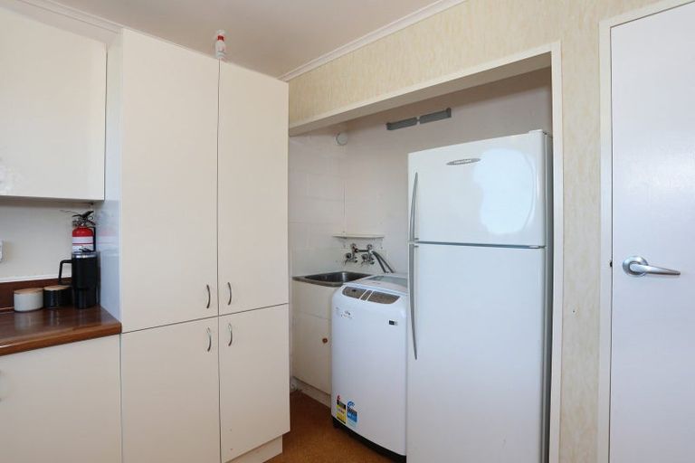 Photo of property in 16 Dalzien Place, Feilding, 4702