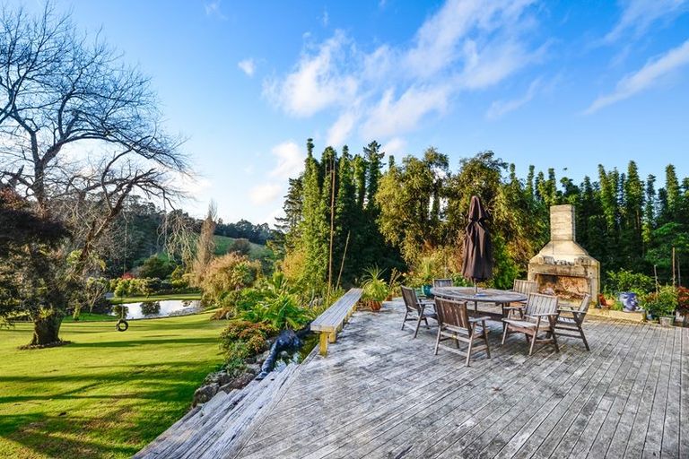 Photo of property in 211 Foster Road, Waimauku, Kumeu, 0891