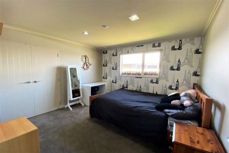Photo of property in 6 Solway Place, Mosgiel, 9024
