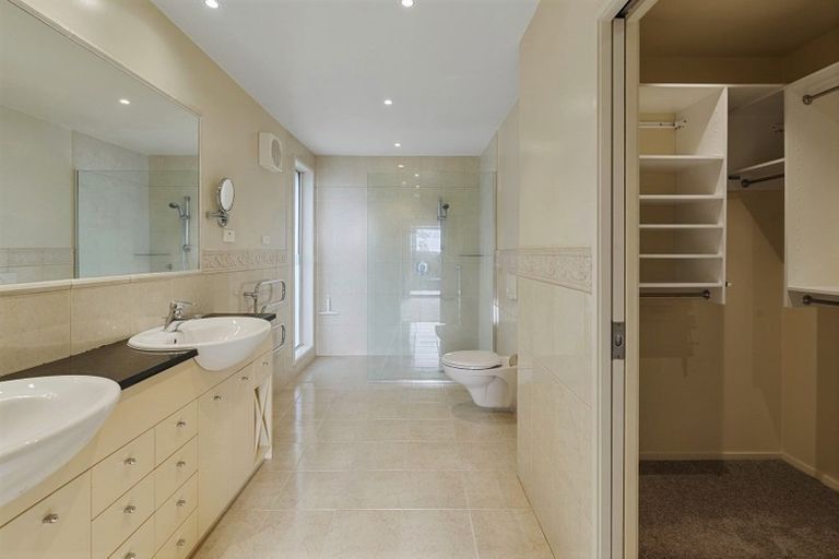 Photo of property in 37 Manurere Avenue, Takapuna, Auckland, 0622