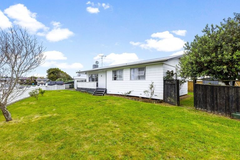 Photo of property in 2 Bradley Place, Nawton, Hamilton, 3200