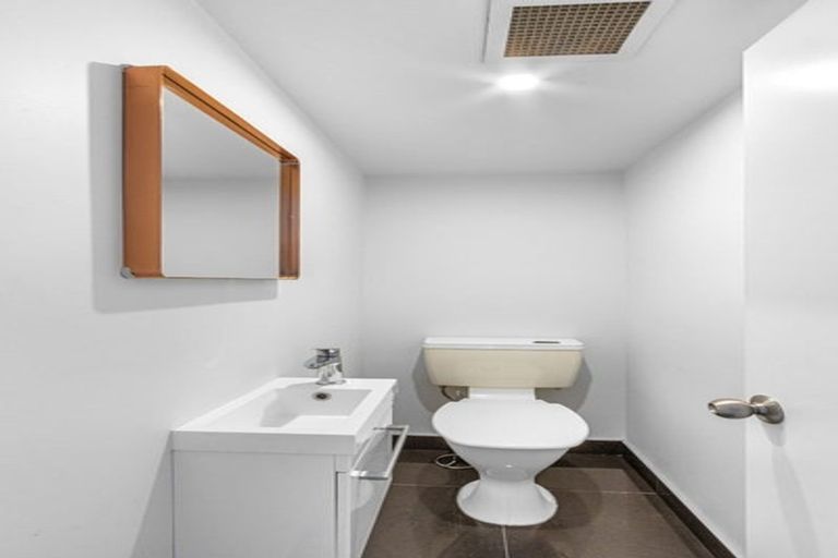 Photo of property in Gloucester Towers, 13/28 Gloucester Street, Christchurch Central, Christchurch, 8013