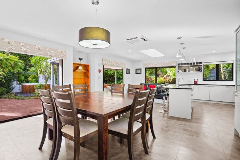 Photo of property in 24 Waitaua Road, Kauri, Kamo, 0185