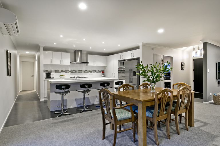 Photo of property in 45 Bartlett Drive, Silverdale, 0932