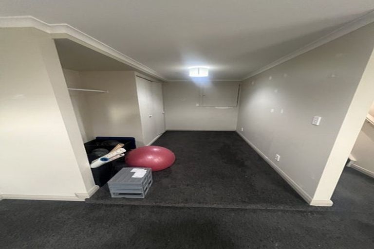 Photo of property in 282 Dowse Drive, Maungaraki, Lower Hutt, 5010