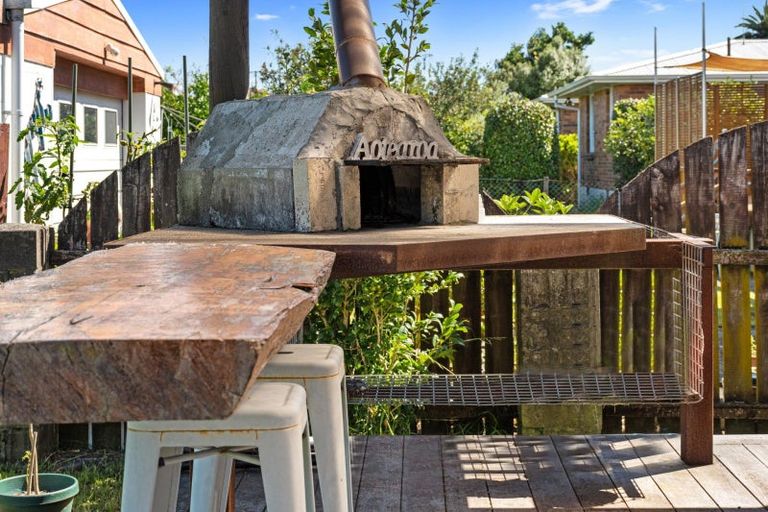 Photo of property in 15 Pemberton Crescent, Greerton, Tauranga, 3112