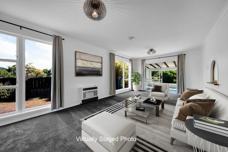 Photo of property in 190a Seaview Road, Westown, New Plymouth, 4310