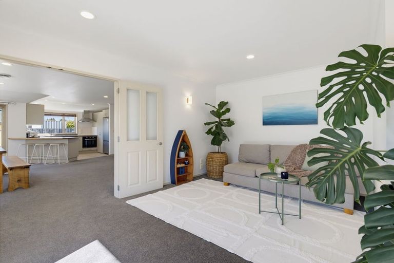 Photo of property in 33 Panckhurst Drive, Woodend, 7610