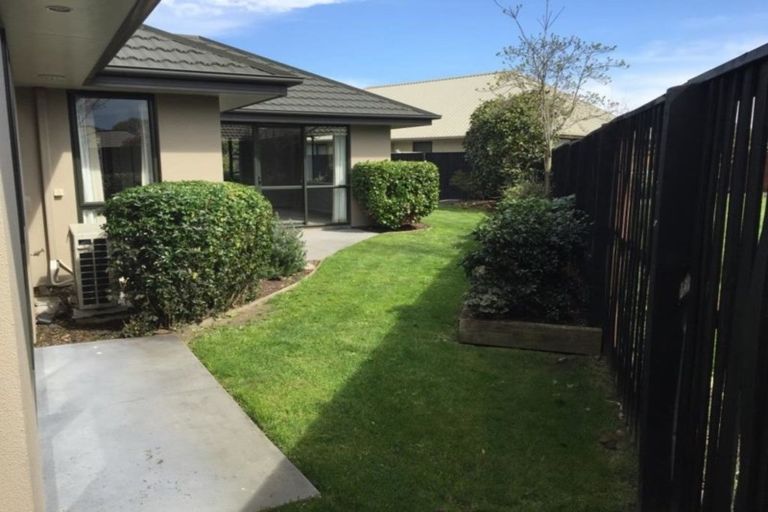 Photo of property in 7 Mounter Avenue, Northwood, Christchurch, 8051
