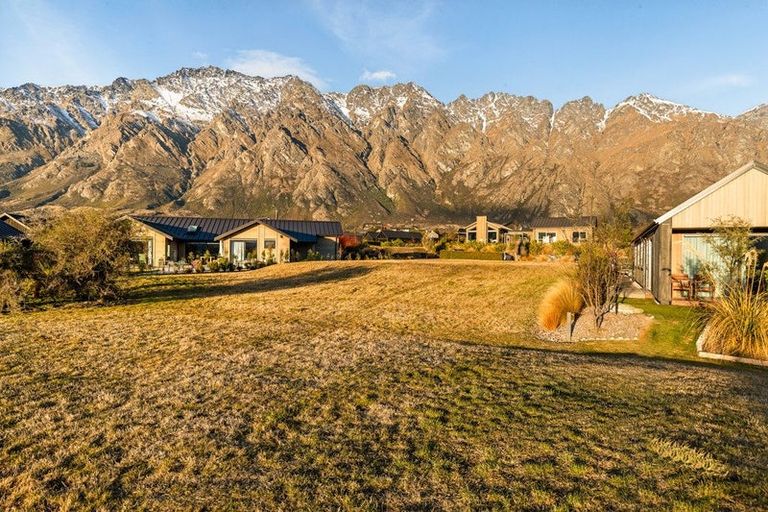 Photo of property in 9 Torridon Court, Jacks Point, Queenstown, 9371