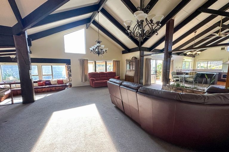 Photo of property in 648 Abel Tasman Drive, Clifton, Takaka, 7183