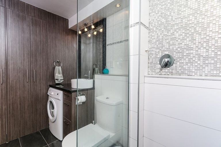 Photo of property in 2/27 Piccadilly Place, Kohimarama, Auckland, 1071