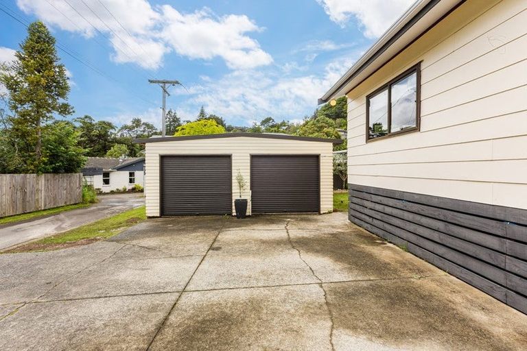 Photo of property in 17 Forest Road, Pinehaven, Upper Hutt, 5019