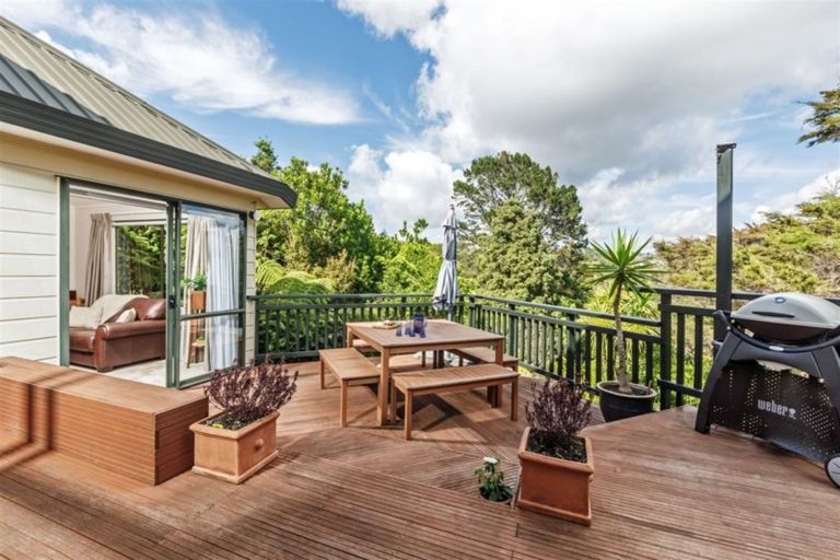 Photo of property in 60 Danbury Drive, Torbay, Auckland, 0630