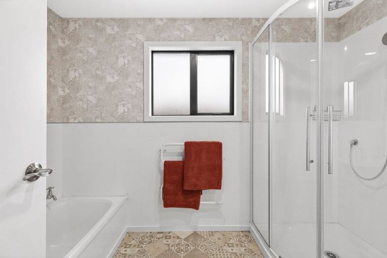 Photo of property in 47 Frye Crescent, Albert Town, Wanaka, 9305