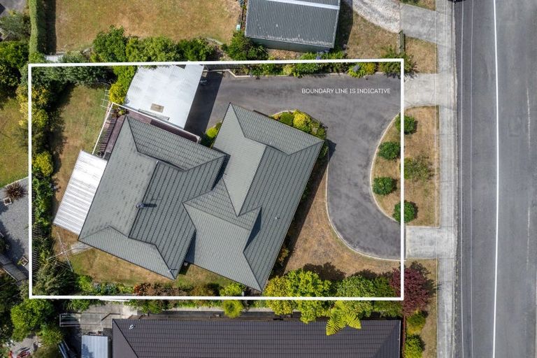 Photo of property in 5 Moana View Road, Waikawa, Picton, 7220