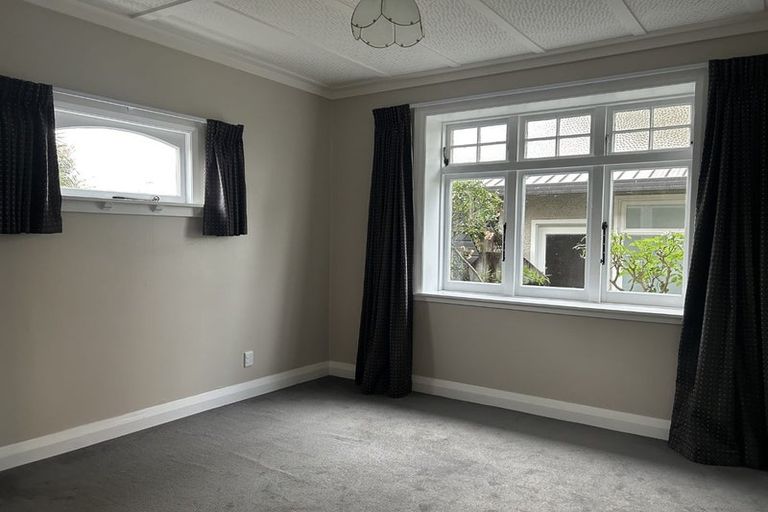 Photo of property in 23 Palm Avenue, Hokowhitu, Palmerston North, 4410