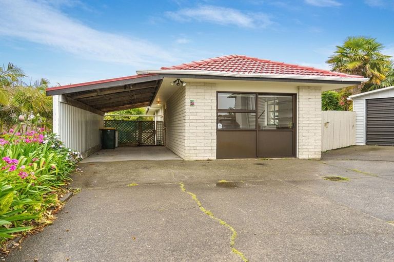 Photo of property in 2/9a Elliot Street, Howick, Auckland, 2014