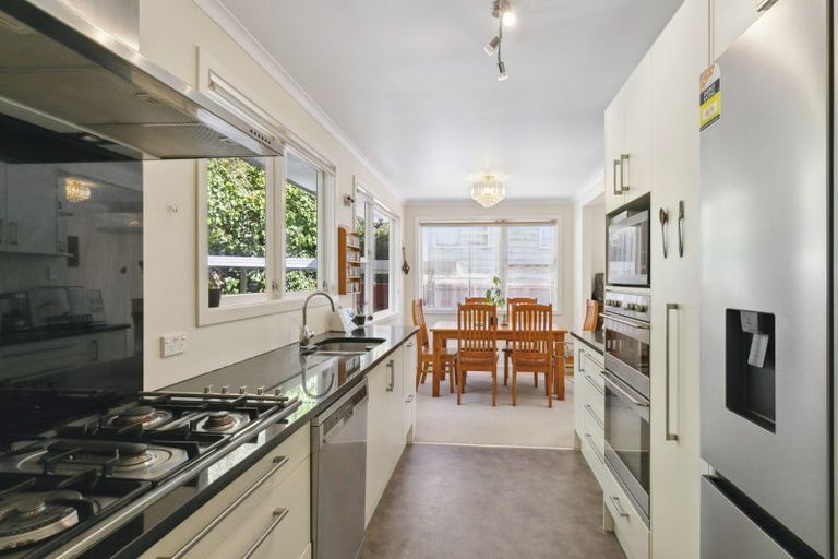Photo of property in 449 Ohiro Road, Brooklyn, Wellington, 6021