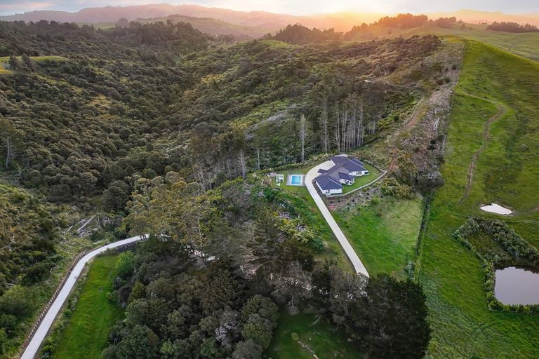 Photo of property in 251 Monowai Road, Wainui, 0994