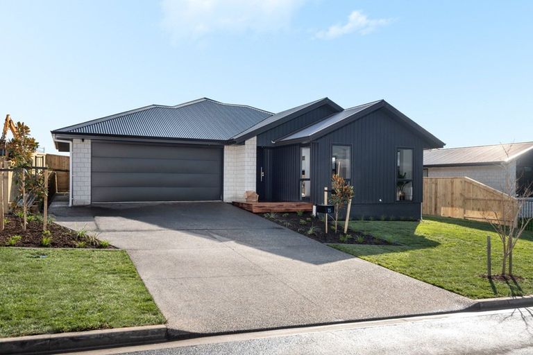 Photo of property in 23 Kiritiana Close, Pyes Pa, Tauranga, 3112
