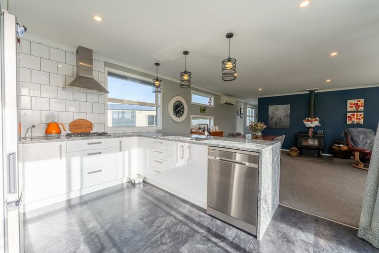 Photo of property in 27 King Street, Pareora, 7912