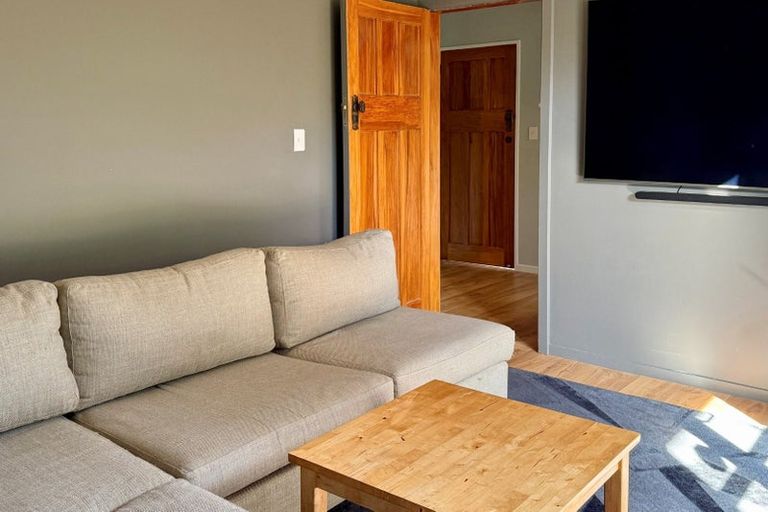 Photo of property in 249 Fifield Terrace, Opawa, Christchurch, 8023