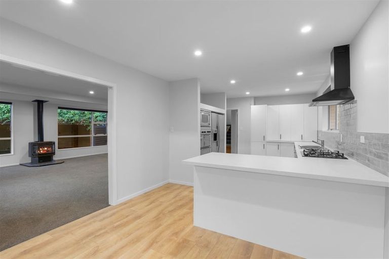 Photo of property in 27 Kimberley Street, Casebrook, Christchurch, 8051