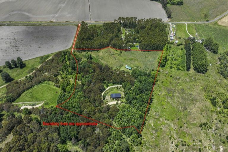 Photo of property in 58 Te Apiti Road, Waimarama, Havelock North, 4294