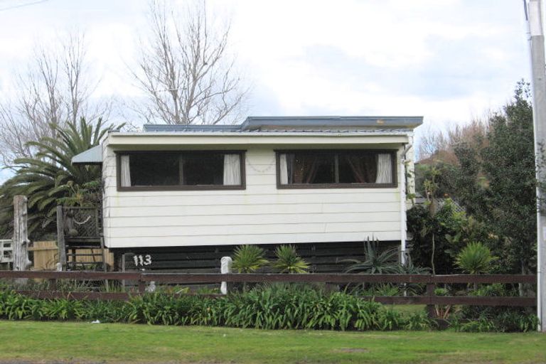 Photo of property in 113 Ocean Beach Road, Tairua, 3508