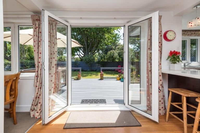 Photo of property in 94 Ranfurly Street, Dargaville, 0310