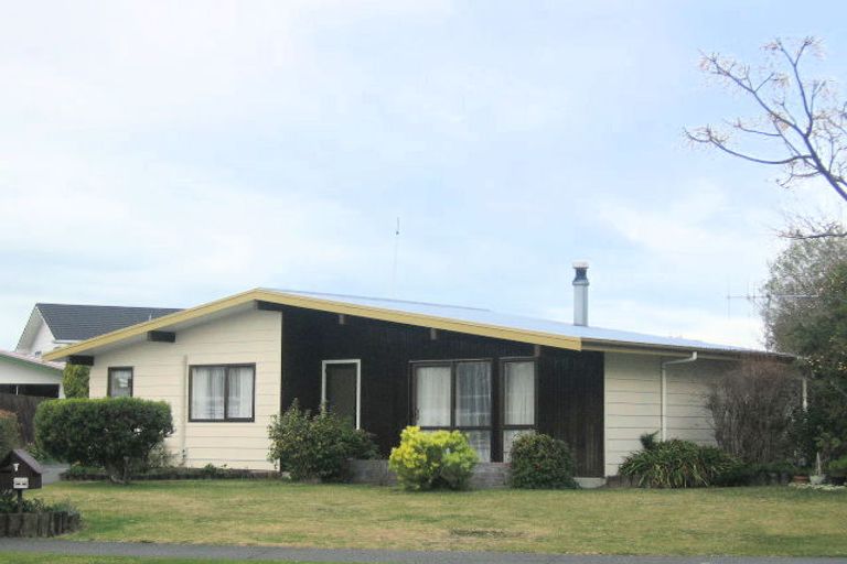 Photo of property in 7 Lamason Street, Greenmeadows, Napier, 4112