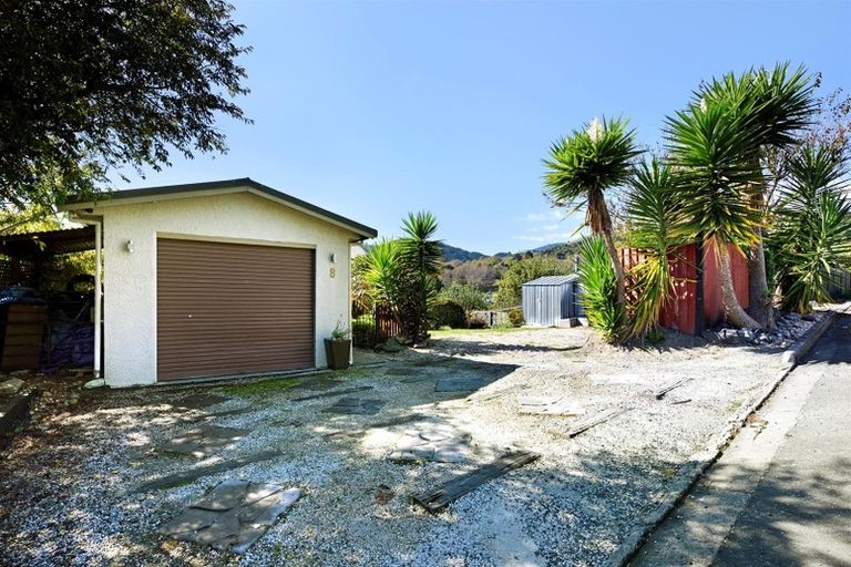Photo of property in 8 Tuckett Place, Enner Glynn, Nelson, 7011