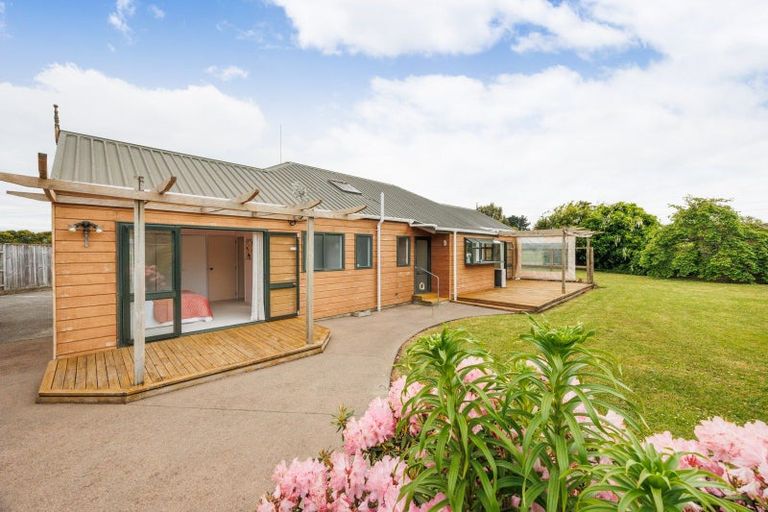 Photo of property in 174 Kelvin Grove Road, Kelvin Grove, Palmerston North, 4414