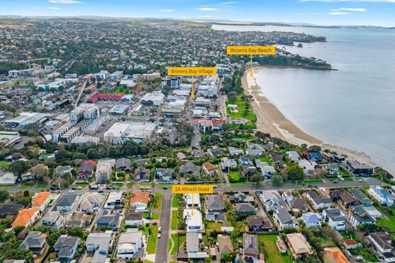 Photo of property in 2a Mirwill Road, Rothesay Bay, Auckland, 0630