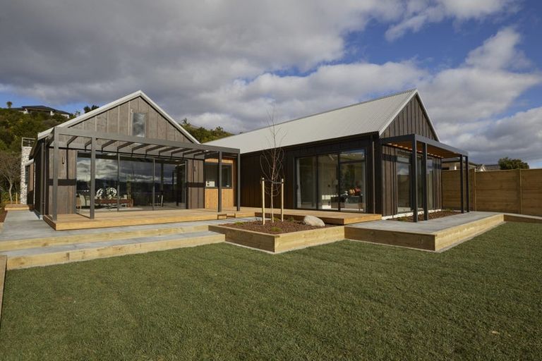 Photo of property in 158 Lakes Boulevard, Pyes Pa, Tauranga, 3112