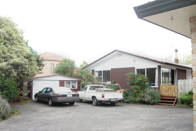 Photo of property in 2/7 Studfall Street, Pakuranga Heights, Auckland, 2010