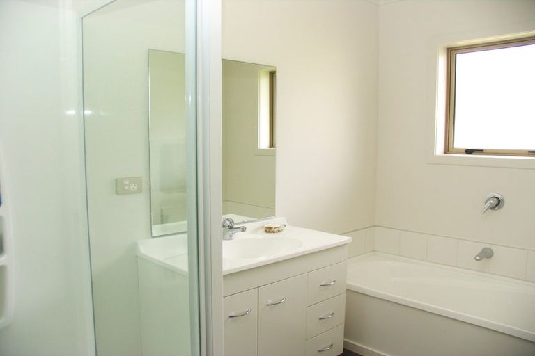 Photo of property in 8 Hector Close, Kingston, Athol, 9793