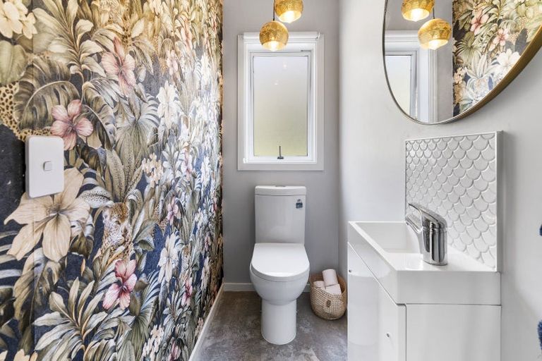 Photo of property in 33a Totara View Road, Wakefield, 7095