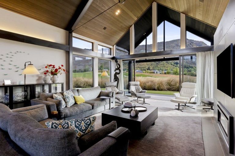 Photo of property in Millbrook Resort, 2 Dalgleish Lane, Arrowtown, 9371