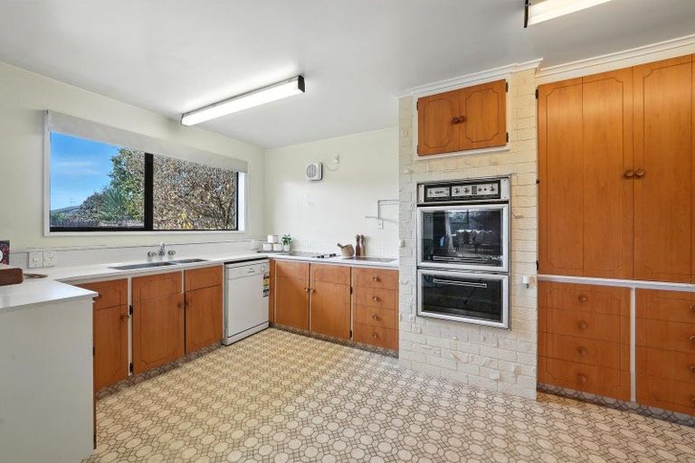 Photo of property in 12 Kinley Street, Rangiora, 7400